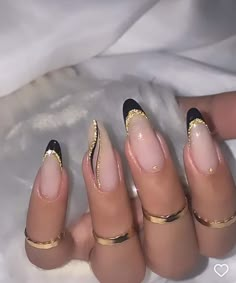 Classy Almond Nails, Shiny Nails Designs, Formal Nails, Classy Acrylic Nails, Oval Nails, Xmas Nails, Fire Nails