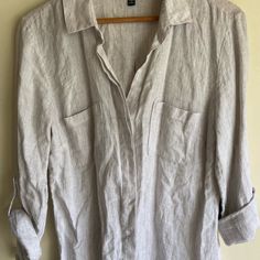 Nwt - Soft Grey Linen Shirt, Perfect For Work, Beach Getaway, Casual Weekends. Questions? Leave A Comment Below! Linen V-neck Shirt With Buttons, Beach Getaway, Beach Getaways, Gray Linen, Split Hem, Shirt Collar, Linen Shirt, Saks Fifth, Saks Fifth Avenue