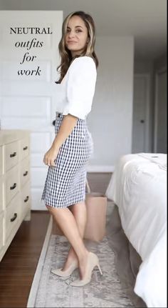 Work Dresses For Women Office Outfits, Paralegal Outfits, Teacher Appropriate Outfits, Office Outfit Inspiration, Women Office Outfits, Work Attire Women, Business Outfits Women, Work Dresses For Women