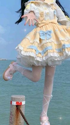 Magical Girl Aesthetic Outfit, Petticoat Outfit Casual, Kawaii Dress Pastel, Magical Girl Outfit Ideas, Pastel Kawaii Outfits, Poofy Dress, Lolita Outfits, Old Fashion Dresses