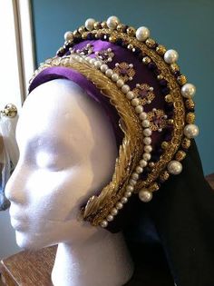 French hood, purple and gold, tudor Purple Tudor Dress, Tudor Hairstyles, Medieval Circlet, Medieval Headpiece, Tudor Crown, Princess Dress Fairytale