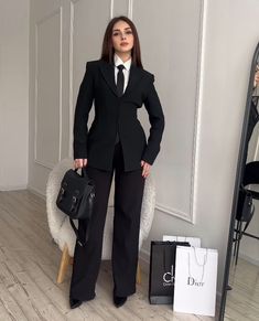 Graduation Outfits For Women, Stylish Business Outfits, Woman Suit, Lawyer Fashion, Fiesta Outfit, Corporate Wear, Stylish Work Attire, Corporate Outfits