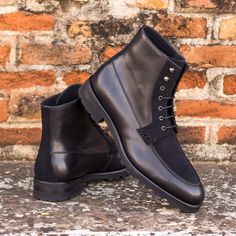 Kindrick Moc Boot - Q by QS Moc Toe Boots, Mens Dress Boots, Brogue Boots, Mens Shoes Black, Moccasin Boots, Leather Moccasins, Lace Up Ankle Boots, Black Box, Black Leather Boots