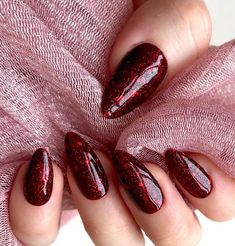 50+ Cute New Years Eve Nails That Are Super Trendy! - Prada & Pearls Red Black Glitter Nails, Black Red Glitter Nails, Dark Red Nails With Glitter, Dark Red Glitter Nails, Boring Nails, Metallic Nails Design, Nye Nails, Ideas Uñas, Red Nails Glitter