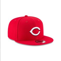 The Cincinnati Reds Basic 9FIFTY Snapback features traditional Reds color blocking with an embroidered Reds logo at the front panels and an adjustable snapback closure at the rear. Classic Red Hat With Embroidered Logo, Classic Red Six-panel Baseball Cap, Classic Red Sports Hat, Classic Red Baseball Cap With Curved Bill, Red Flat Brim Baseball Cap With Embroidered Logo, Red Six-panel Sports Fitted Hat, Casual Red Snapback Hat With Flat Bill, Red Six-panel Fitted Sports Hat, Red Flat Bill Snapback Hat For Streetwear