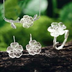 Flower in the Rain Handmade Jewelry Set Price: 90.00 & FREE Shipping Worldwide #handmadejewelry #handmade #jewelry #jewelrydesigner #jewellery #handmadewithlove #silver #jewelrydesign #jewelryaddict #handcrafted #jewelryset #jewelleryset #jewellerysetforwomen #handmadejewelryset #silverjewelryset Rain Jewelry, Lily Jewelry, Jewelry Sets Handmade, Jewelry Flower, Handmade Fine Jewelry, Silver Jewellery Sets, Set Jewelry, Women's Jewelry Sets, Fashion Jewelry Sets