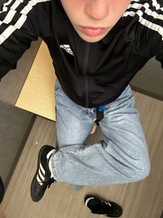 Adidas Jacket Outfit, Boots Outfit Men, Streetwear Fits, Baggy Clothes, Outfit Inspo Casual, Mens Outfit Inspiration, Cool Outfits For Men, Adidas Outfit