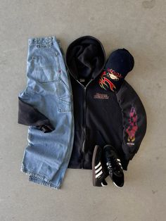 Online Vintage Store — Shop Now!   #Fashion#Vintage#Streetwear#outfitinspirations Online Vintage Stores, Vintage Style Shoes, Vintage Stores, Men's Vintage Style, Retro Jeans, Shoes Outfit Fashion, Guys Clothing Styles, Tomboy Outfits