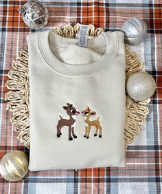 Christmas Clothes, Women Sweatshirt, Sweater Cute, Embroidered Sweatshirt, Retro Christmas, Christmas Reindeer, Print Fabric, Christmas Sweater, Reindeer