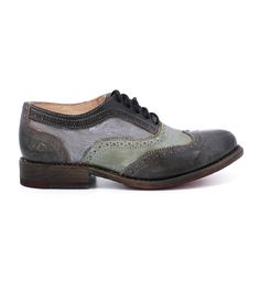 Introduce yourself to a legend, we call her LITA. This is the essential shoe youve been looking for to add to your leather flats collection. LITA is a refined womens shoe with hints of menswear inspired details including a traditional wingtip, brogue details but all the style and grace you deserve. Womens Wingtip Oxfords, Introduce Yourself, Shoes And Sneakers, Work Shoe, Womens Shoe, Bed Stu, Wingtip Oxford, Goodyear Welt, Menswear Inspired