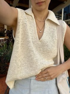 Crochet Shirt Outfit, Knit Clothes, Crochet Shoulder Bags, Crochet Vest Pattern, Your Crochet, Crochet Shirt, Crochet Vest, Diy Crochet Projects