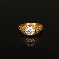 The Detailed Patterned Gold Signet. Completed with a luxury Cubic Zirconia Gemstone.  This ring is sized for both men and women. DETAILS  Materials: Stainless Steel & Cubic Zirconia / 18K Gold PVD Plating Medium Sized Signet Hypoallergenic  Patterned engraving throughout the ring Lifetime Warranty SIZE DETAILS This ring is available in US sizes 7-12. All the measurements are detailed in our size chart. Size 5-6-7 = XXS-XS | Sizes 8-9 = S/M | Sizes 10-11 = M/L | Sizes 12-13 = L/XL QUALITY ASSURAN Etsy Jewellery, Gold Pinky Ring, Mens Pinky Ring, Diamond Signet Ring, Mens Gold Rings, Ring Mens, Gold Signet Ring, Ring For Men, Ring Minimalist