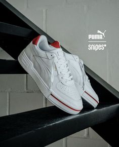 Puma Outfit Mens, Puma Sneakers For Men, Puma Shoes For Men, Puma Shoes Mens, Mode Tennis, Puma Sneakers Men, Puma Ca Pro, Adidas Retro, Black Nike Shoes