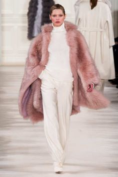 View the Ralph Lauren Fall 2014 RTW collection. See photos and video of the F2014RTW runway show. Ralph Lauren Pink Fur Coat, 2014 Fashion Trends, Fall Fashion Coats, Ralph Lauren Fall, 2014 Trends, Pink Fur, Harpers Bazaar, 가을 패션