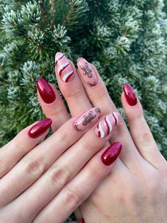 Candy Cane Gingerbread Nails, Candy Cane And Gingerbread Nails, Red Gingerbread Nails, Gingerbread And Candy Cane Nails, Gingerbread Acrylic Nails, Christmas Nails Gingerbread Man, Gingerbread Nails Acrylic, Red Candy Cane Nails, Gingerbread Nail Designs