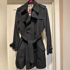 Smoke And Pet Free Home Very Well Cared For Professionally Dry Cleaned Shoulder To Hem Is 32 Inches Burberry Gabardine Trench Coat, Burberry Oversized Trench, Burberry Red Trench Coat, Burberry Mid Length Trench Coat, Burberry Jacket, Very Well, Mid Length, Burberry, Trench Coat