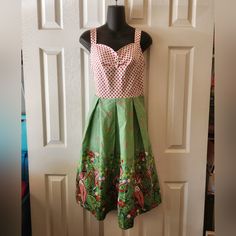 Fun Print Skirt With Polka Dot Top. Sweetheart Neck Line. Brand New. Sized As A 4x. Fit Like An 18. Retro Dress With Sweetheart Neckline For Spring, Patterned Fitted Cotton Sundress, Sweetheart Neck Line, Zaful Dresses, Print Skirt, Sweetheart Neck, Fun Prints, Printed Skirts, Cottage Core