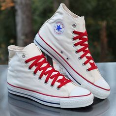 Shoes Are In Excellent Condition. Does Not Come With Box. 100% Authentic Guarantee. Red Laces Included. Item Has Been Steam Sanitized For Sale. We Are The Creators Of All Images Presented In The Listing. Images In Listing, Show The ‘Exact Condition’ Of The Item. Vintage Converse Chuck Taylor All Star Hi Top White Made In Usa Release Year 1980-1990 Men’s Size 9 Vintage Converse, Converse White, Hi Top, Converse Chuck Taylor All Star, Red Lace, Chuck Taylor All Star, Converse Chuck, Vintage Shoes, Art Book