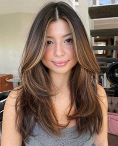 50 Best Hairstyles for Square Faces Rounding the Angles Layer Hair For Round Face, Cubby Face Hairstyles, Layered Haircut For Square Face, Hair For Big Faces, Hair Cuts For Square Face Shape Medium, Hairstyles Square Face Shape, Best Haircut For Rectangle Face Shape, Hair Cuts For Circle Face Shape, Square Shape Haircut