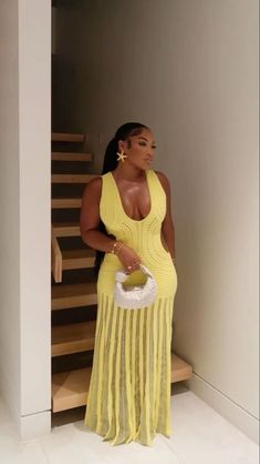 Black Women Summer Outfits Street Styles, Yellow Vacation Outfits, Holiday Outfits Summer Black Women, Tulum Outfits Ideas, Jamaica Outfits, Vacation Fits, Dubai Outfits, Vacation Outfits Women, Cute Vacation Outfits