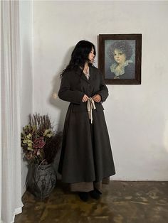 Composition : 100% washed linenColor : Vintage BrownCountry of Origin : KOREA Winter Linen Solid Color Outerwear, Winter Linen Outerwear In Solid Color, Winter Solid Linen Outerwear, Solid Linen Winter Outerwear, Vintage Linen Outerwear For Fall, Long Linen Outerwear For Winter, Modern Victorian Outfits, Victorian Inspired Outfits, Modern Victorian Fashion