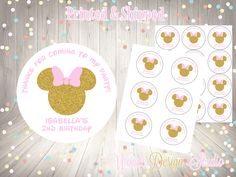 minnie mouse birthday cupcake toppers with pink bow and gold glitters on it