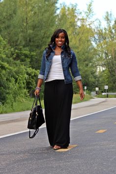 jean jacket Mode Tips, Spring Work Outfits, Jean Vest, Skirt Maxi, Miami Fashion, Outfit Trends, Plus Size Fashion For Women, Casual Work Outfits