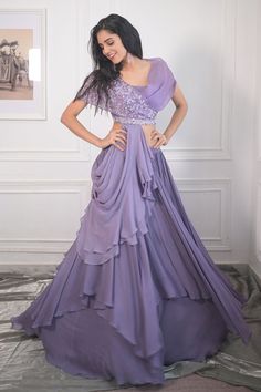 Butterfly Crop Top, Purple Lehenga, Party Wear Gowns, Crop Top Lehenga, Function Dresses, Gaun Fashion