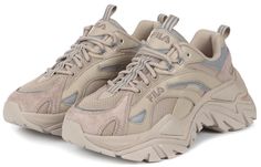 Fila Retro, Shoe Concept, Retro Running Shoes, Light Shoes, Fairycore Aesthetic, Pretty Shoes Sneakers, Light Sneakers, Lit Shoes, Chunky Shoes