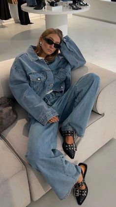 Kitty Heels, Mode Zara, Double Denim, Looks Street Style, Mode Ootd, Modieuze Outfits, 가을 패션, Mode Streetwear