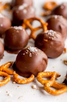 chocolate covered pretzels with salted caramel on top