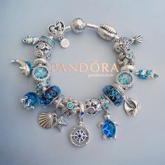 Pandora Bracelet Charms Ideas, Girly Bracelets, Pandora Bracelet Designs, Pandora Jewelry Charms, Bracelet Pandora, Aesthetic Jewelry, Jewelry Accessories Ideas, Pandora Bracelet Charms, Jewelry Lookbook