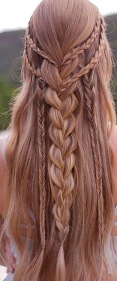 Easy Elvish Hairstyles, Trinket Hairstyles, Elvish Hair, Elvish Hairstyles, Cornrow Hairstyle, Beachy Hair, Hair 2018, Easy Hairstyle