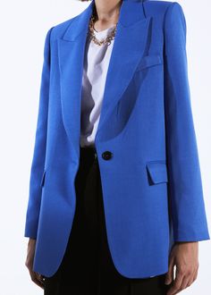 Front button front pocket with lid long sleeves folded collar blazer jacket. Blazer Casual Outfit, Inspiring Women, Blazer Outfits, Blue Suit, Inspirational Women, Front Pocket, Blazer Jacket, Apparel Accessories, Women's Blazer