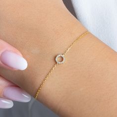 Bracelet Ideas Gold Diamond, Adjustable Chain Bracelet With Diamonds, Adjustable Round Diamond Bracelet, Minimalist Round Chain Bracelet With Diamond Cut, Fine Jewelry Brilliant Cut Chain Bracelet As Gift, Everyday Round Cubic Zirconia Chain Bracelet, Brilliant Cut Diamond Bracelet Gift, Everyday Gold Bracelets With Brilliant Cut, Anniversary Yellow Gold Diamond Bracelet