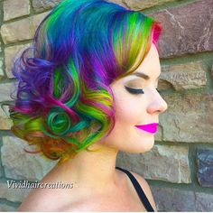 Short mermaid hair rainbow hair unicorn hair neon hair color hotonbeauty.com July Hairstyles, Neon Hair Color, Rainbow Hair Color, Neon Hair, Coloured Hair, Multicolored Hair, Bright Hair, Funky Hairstyles, Unicorn Hair