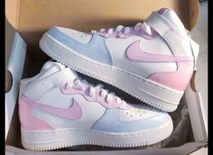 Asethtic Bedroom, Girls White Sneakers, Air Force Shoes, Super Fly, Nike Air Force 1 Mid