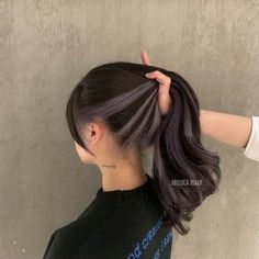 Purple Peekaboo Highlights, Hidden Hair Color, Asian Hairstyles, Peekaboo Highlights, Korean Hair Color, Hair Color Underneath, Peekaboo Hair, Hairstyles 2024, Hair Color Streaks