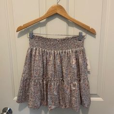 Size Medium, New With Tags. Metallic Bubble Mini Skirt ( 16in Length. ) Floral Lavender Combo. Bubble Metallic Skirt, Bubble Skirt, Free People Skirt, Mini Skirt, Womens Skirt, Free People, Lavender, Mini Skirts, Bubbles