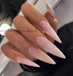 Neutral Nail Designs Stilleto, Baby Pink Stiletto Nails, Nude Stiletto Nail Designs, Elegant Stiletto Nails, Trendy Nails Stiletto, Neutral Nails Acrylic, Pink Stiletto Nails, Pointy Nails, Pink Glitter Nails