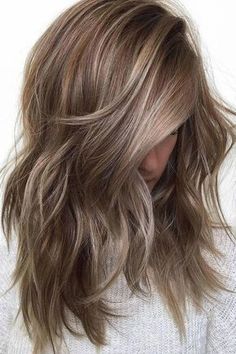 Brunette Ombre, Dark Blonde Hair Color, Dark Blonde Hair, Layered Haircut, Haircut And Color, Hair Colours, Short Hairstyle