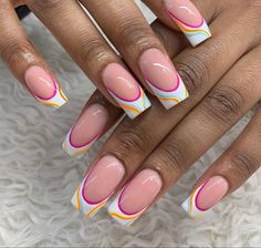 Gold Tip Nails, Glitter Nails Acrylic, Acrylic Toe Nails, Hippie Nails, Ombre Acrylic Nails, Girly Acrylic Nails, French Tip Acrylic Nails, Vibrant Nails, Simple Acrylic Nails