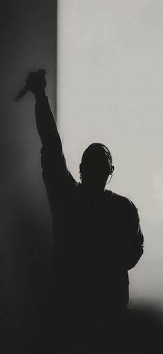 #Post Malone papel de parede #rock in rio 2022 #brasil Post Malone Silhouette, Post Malone Album Cover Wallpaper, Rap Album Covers, Rap Albums, Night Sky Wallpaper, Cover Wallpaper, Sky Wallpaper