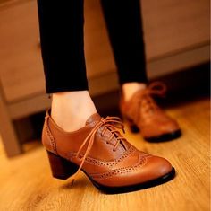 Womens Brogue Lace Up Low Thick Heel Oxfords Retro Casual Shoes Us Size 5-11 Oxford Pumps, Mid Heel Shoes, Oxford Heels, Elegante Casual, Brown Shoes, Unique Shoes, Retro Women, Jane Shoes, Shoes Pumps