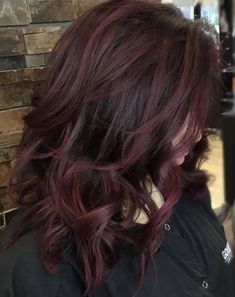 Dark Red Hair Dye, Wine Red Hair, Wine Hair, Dyed Red Hair, Hair Color Burgundy, Dark Red Hair