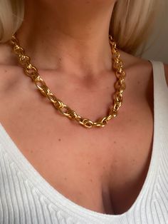 Gold chunky chain necklace Uk, gold necklace for women 14k, Gold statement necklace Uk, Layering chain necklace, Gift jewellery for her Uk  Designed by IJ Design Boutique 🤍🌟 Made of: * 14k gold plated 3 microns  * Stainless steel nl * Anti-allergenic * Long lasting * Heavy  Length 50 cm -IJ DESIGN BOUTIQUE- From necklaces to earrings, we make jewellery using a wide range of materials. From silver and gold plated to freshwater pearls and real gemstones.  Our collections are all based on the lat Chunky Oval Link Necklace As A Gift, Chunky Oval Link Necklace For Gift, Chunky Chain Link Necklace Gift, Chunky Oval Link Necklace, Gold Chunky Oval Link Necklace, Chunky Gold Oval Link Necklace, Chunky Link Gold Necklace, Gold Chunky Link Necklace, Gold Necklace For Women