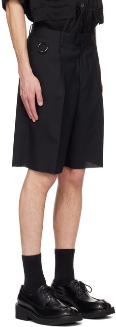 Knee-length Cotton Formal Bottoms, Formal High-waisted Shorts For Spring, Tailored Formal Shorts, Formal Knee-length Summer Bottoms, Tailored Shorts With Pockets, Classic Formal Shorts With Belt Loops, Formal Fitted Shorts With Belt Loops, Tailored Knee-length Bottoms For Spring, Formal Fitted Bottoms With Built-in Shorts