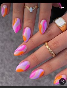 Round Shaped Nails Designs, Colored Ombre Nails Acrylic, Oval Nails Colorful, Vibrant Nails Summer 2024, Almond Nails Color Ideas, Simple Bright Nails, Nail Designs Bright Colors, Bright Color Nail Designs, Colorful Nails Almond