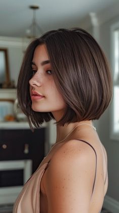 51 Short Hairstyles For Fine Hair That Add Body And Volume Short Hair With Color Ideas, Bob Fine Hair, Short Haircut For Fine Hair, Hairstyles Work, Short Hairstyles For Fine Hair, Kort Bob, Hairstyles For Fine Hair, Extension Hair, Hair Inspiration Short