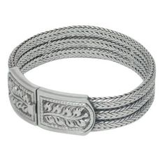 Thailand's exuberant flora inspires the fascinating design of this braided wristband. The engraved panels hide the clasp of this handcrafted sterling silver bracelet from Achara. .925 Sterling silver Wristband Bracelet, Unique Jewelry Designs, Premium Gift, Traditional Jewelry, Women Artisans, Sterling Silver Bracelet, Jewelry Packaging, Jewelry Gift Box, Free Jewelry